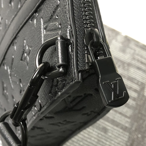 ルイヴィトンバッグ角部分ディテール